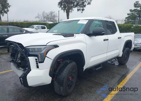 2026 Toyota Tundra Hybrid Trd Pro Hybrid Crewmax 5.5' Bed z USA, uszkodzony, nr VIN 5TFPC5DB0TX114378